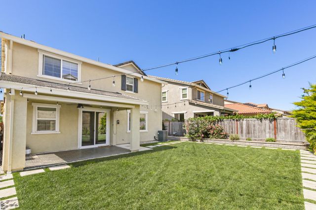 3342 Jackrabbit Ct, Folsom, CA 95630