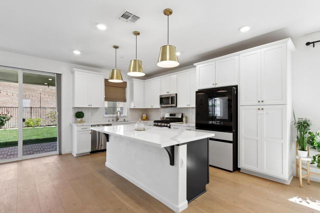 3342 Jackrabbit Ct, Folsom, CA 95630