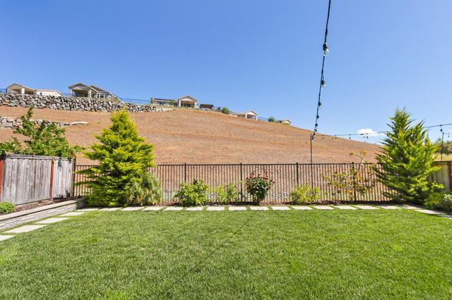 3342 Jackrabbit Ct, Folsom, CA 95630