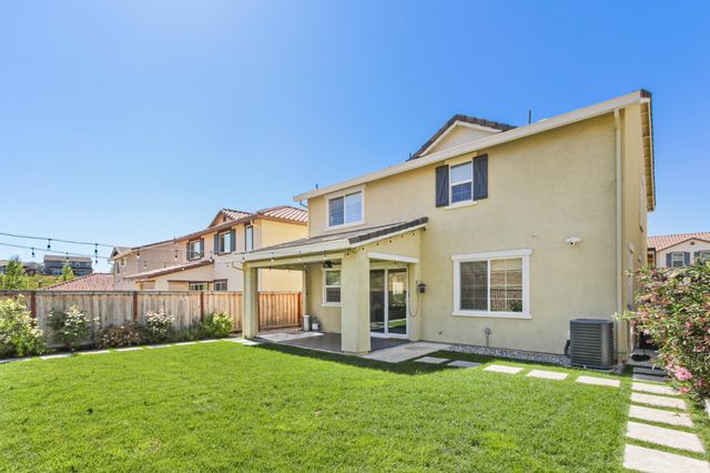 3342 Jackrabbit Ct, Folsom, CA 95630