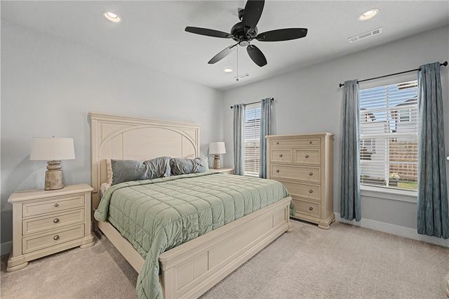 1716 W Broadway Place, Rogers, AR 72758