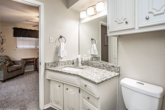 2002 Everglade Drive, Gainesville, TX 76240