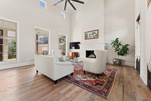 11682 Silo Dr, Saint George, LA 70810