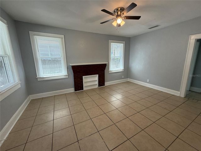 746 E PEACHTREE STREET, Lakeland, FL 33801