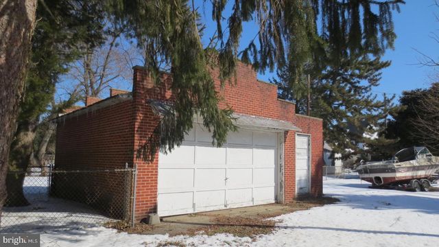 12 OAK ST, Salem, NJ 08079