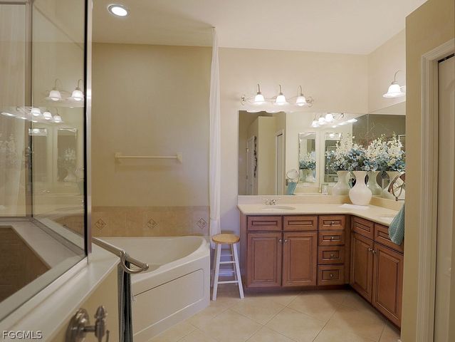 3171 Sea Trawler BEND 1803, North Fort Myers, FL 33903