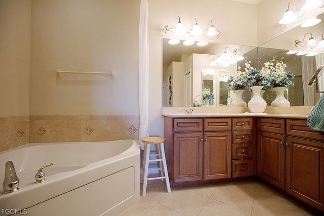 3171 Sea Trawler BEND 1803, North Fort Myers, FL 33903