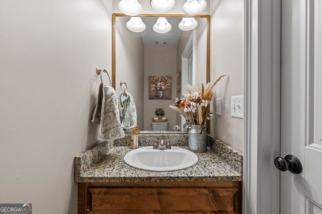 222 Jordans Park Trail, Jasper, GA 30143