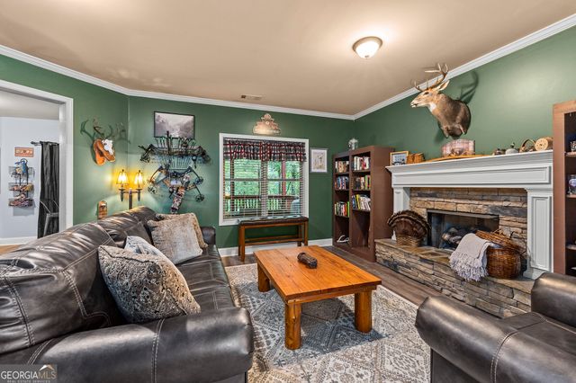 222 Jordans Park Trail, Jasper, GA 30143