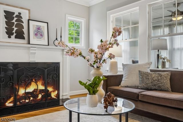 85 Carteret St, Glen Ridge Boro Twp., NJ 07028