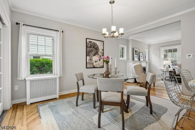 85 Carteret St, Glen Ridge Boro Twp., NJ 07028