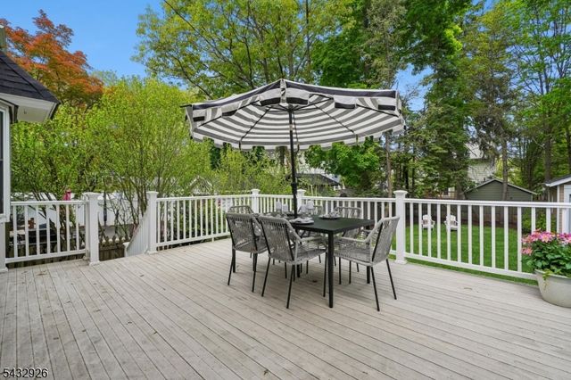 85 Carteret St, Glen Ridge Boro Twp., NJ 07028