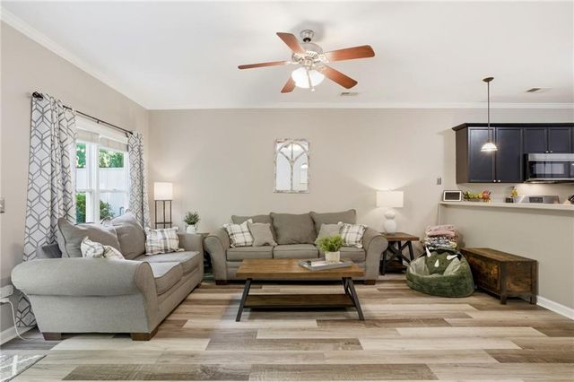 109 Red Barn Lane, Acworth, GA 30102