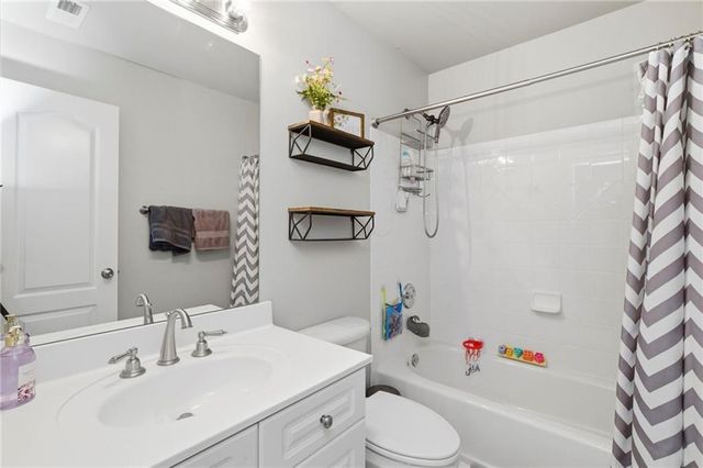 109 Red Barn Lane, Acworth, GA 30102