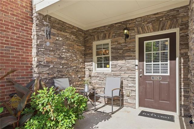 109 Red Barn Lane, Acworth, GA 30102