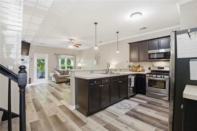 109 Red Barn Lane, Acworth, GA 30102