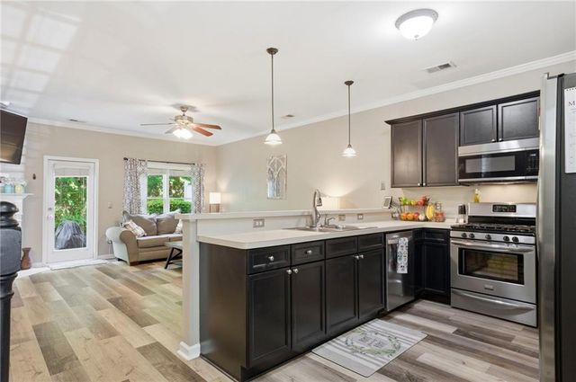 109 Red Barn Lane, Acworth, GA 30102