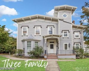 27 Spring Street, Freehold, NJ 07728