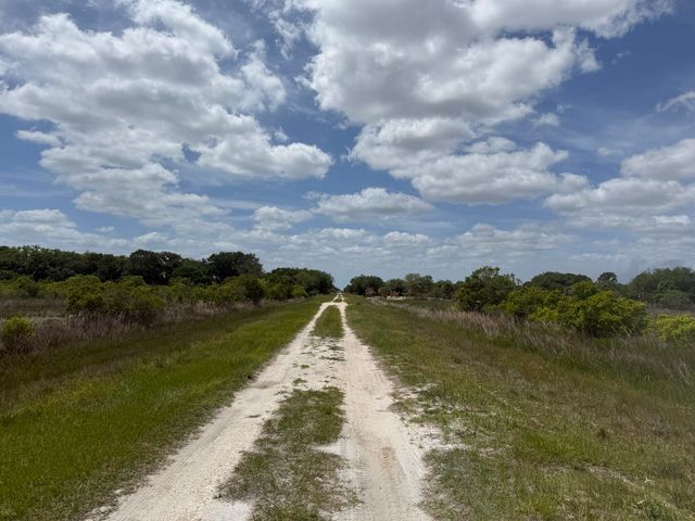 15575 NW 296th Street, Okeechobee, FL 34972