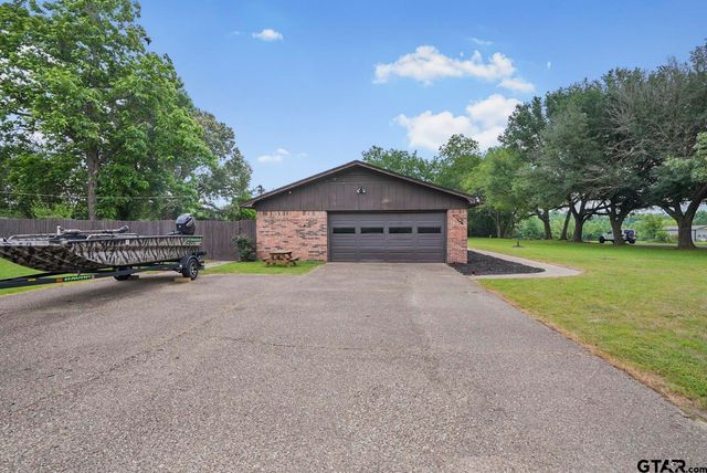 1045 CR 3210, Mt Pleasant, TX 75455