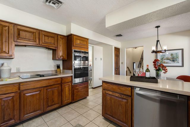 12700 Calle Cereza NE, Albuquerque, NM 87111