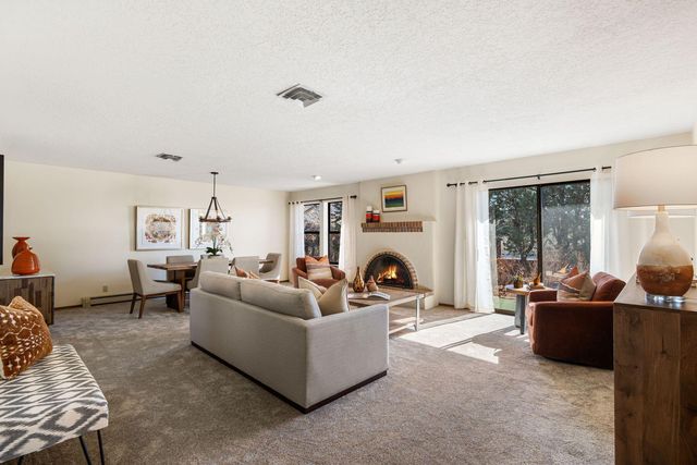 12700 Calle Cereza NE, Albuquerque, NM 87111