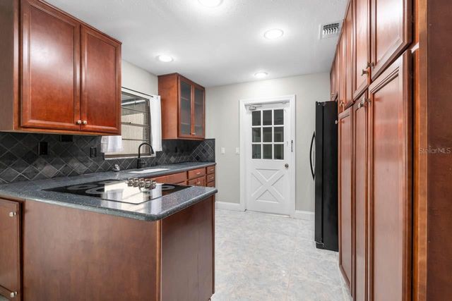 11511 MCMULLEN LOOP, Riverview, FL 33569