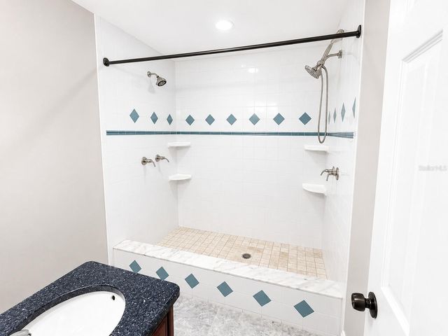 11511 MCMULLEN LOOP, Riverview, FL 33569