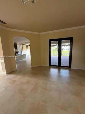 9751 Lakeview Ln, Parkland, FL 33076