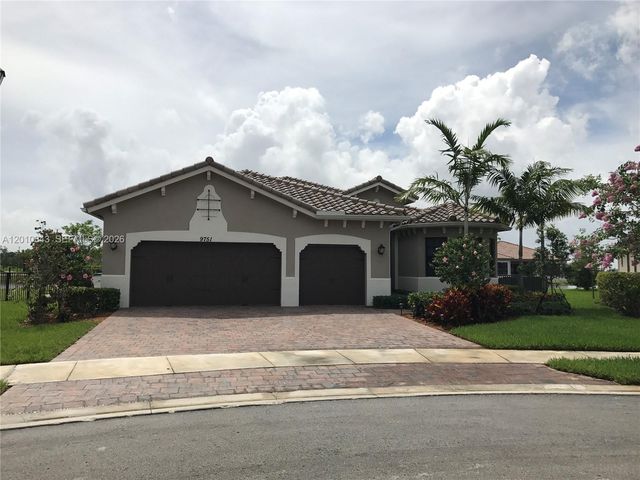 9751 Lakeview Ln, Parkland, FL 33076