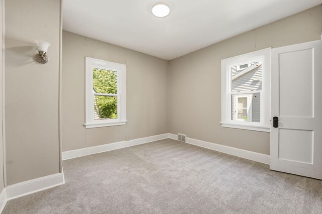 3736 Park Avenue, Minneapolis, MN 55407