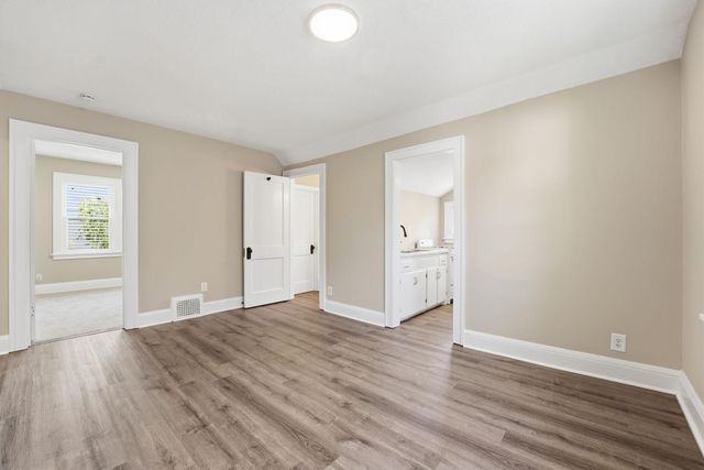 3736 Park Avenue, Minneapolis, MN 55407