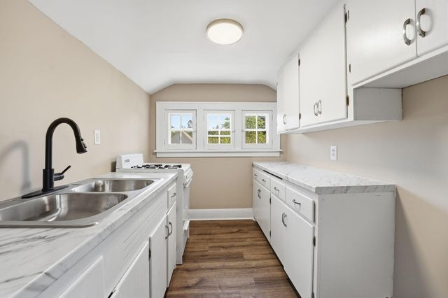 3736 Park Avenue, Minneapolis, MN 55407