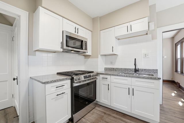 3736 Park Avenue, Minneapolis, MN 55407