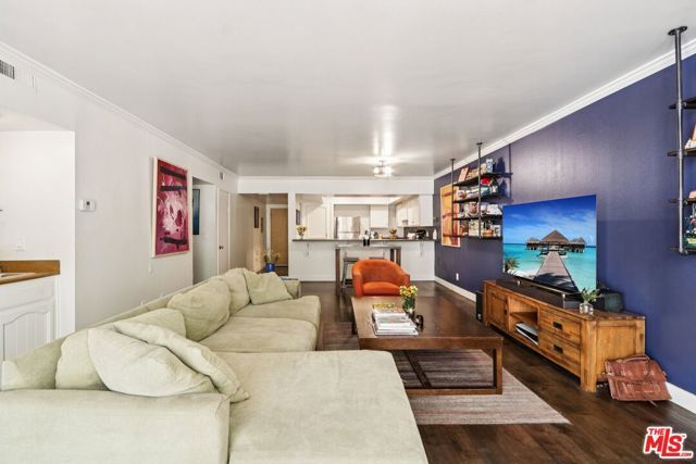 5125 Harold Way 104, Los Angeles, CA 90027