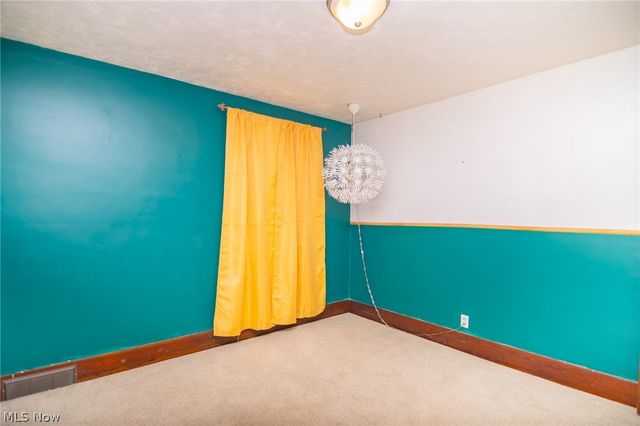 120 Langley Avenue, Steubenville, OH 43952