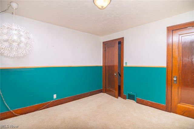 120 Langley Avenue, Steubenville, OH 43952