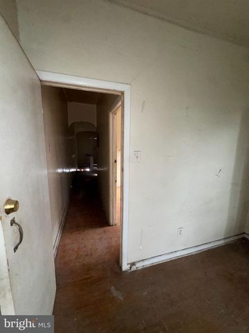 4804 N 11TH ST, Philadelphia, PA 19141