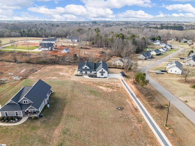 459 Gramling School Road, Inman, SC 29349
