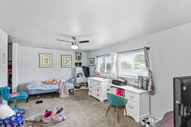 6204 Dewar Way, North Highlands, CA 95660