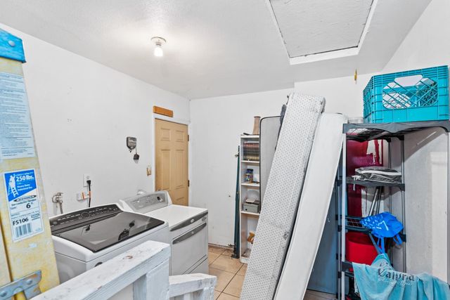 6204 Dewar Way, North Highlands, CA 95660