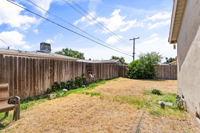 6204 Dewar Way, North Highlands, CA 95660