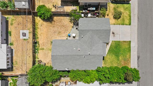 6204 Dewar Way, North Highlands, CA 95660