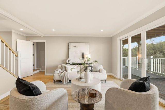 1049 Buckland Avenue, San Carlos, CA 94070