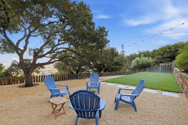 1049 Buckland Avenue, San Carlos, CA 94070