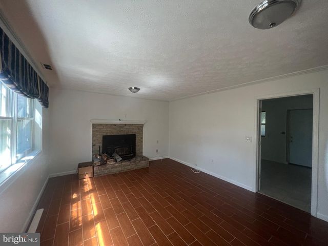 119 BUCKINGHAM DR, Stephens City, VA 22655