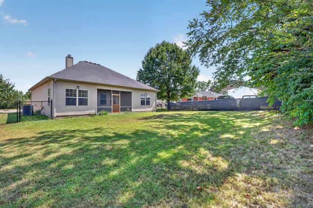 1021 Lindyn Lee Way, Gallatin, TN 37066