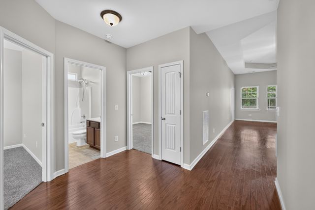 1021 Lindyn Lee Way, Gallatin, TN 37066