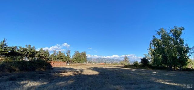 520 E Railroad Ave, Cotati, CA 94931