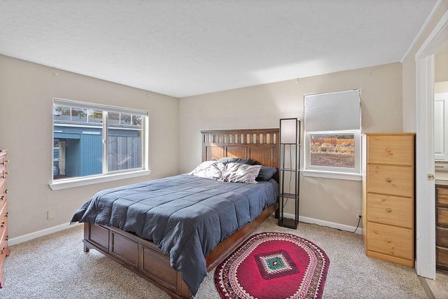 61445 SE 27th 22, Bend, OR 97702